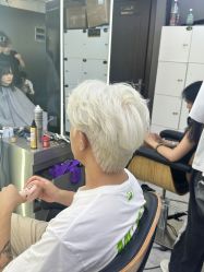 -藤野造型烫发染发