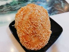 油酥饼-糊涂生煎(滴翠路店)