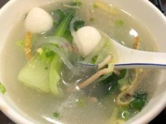 粉丝骨汤-不二心·鲜肉大包·海胆小笼汤包(二七广场店)