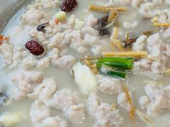 -老来福·非遗酸汤兔(凯旋路店)