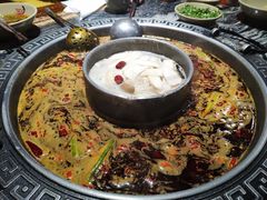 -晓宇重庆火锅(大唐不夜城店)