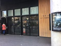 -百老汇电影中心(油麻地店)