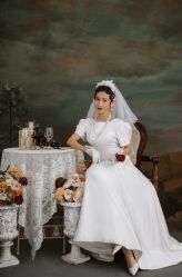 -红番婚纱礼服