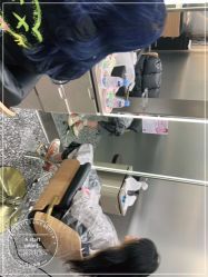 -Tloml salon