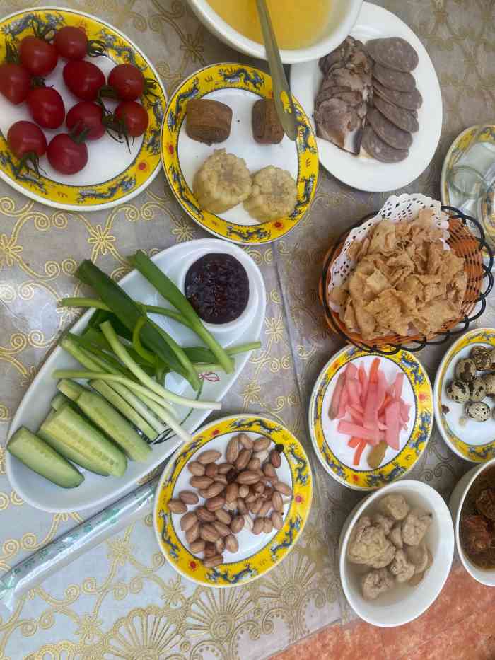 聚客来春饼宴-"位置:十三陵水库西路胡庄村停车:村里地.