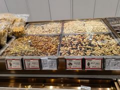 -琦王花生(南京商厦店)