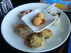 -澳门旅游塔360°旋转餐厅(南湾湖广场店)