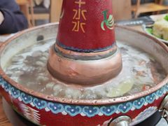 -毛辣果·贵州红酸汤牛肉火锅(西单店)