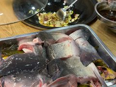-屯老二农家铁锅炖·行业领军者(梅江店)