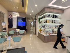 -维乐口腔(美维云门诊陆家嘴店)