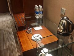-上海浦东假日酒店