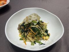 -香山湖家家宴(中山陵店)
