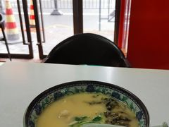 -明呈黄鱼面馆(斜土路店)
