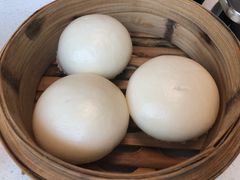 蛋黄流沙包-煲王粤菜餐厅(中侨中心店)