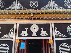 -四川郎木寺镇