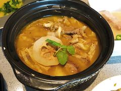 酸木瓜炖牛腩-半山腰·云南菜(侨福芳草地店)