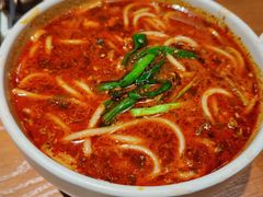 小锅米线-云海肴·汽锅鸡·云南菜(天山百盛优客店)