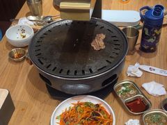 -青瓦餐厅·生鱼片·韩园烤肉(西塔店)