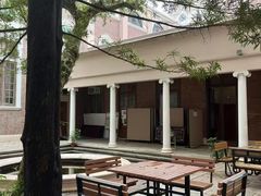 -香港大学