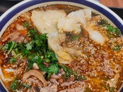 -云阿蛮云南生烫牛肉米线(奉贤路店)