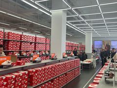 -NIKE上海青浦优选体验店