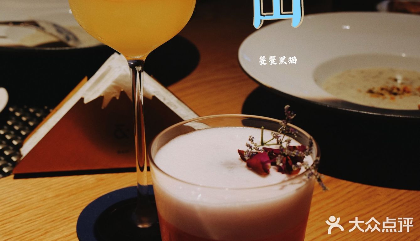 阿拉伯沙漠🏜️风格还是《星球大战》？