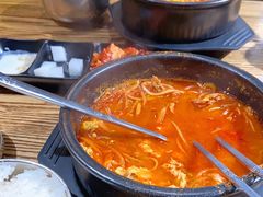 -吴草鸡爪오초닭발韩食堂(融恒盈嘉中心店)