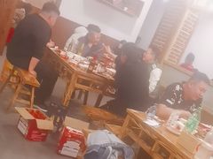 -冶建镜子·老南昌大排档·江西虾王(总店)