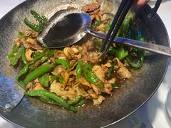 -费大厨辣椒炒肉(高铁吾悦广场店)