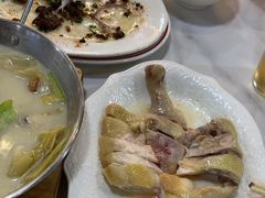 -明本湛江鸡•海鲜小厨(陈家祠店)