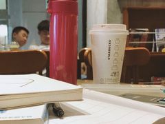 -星巴克(重庆新世纪凯瑞商都店)