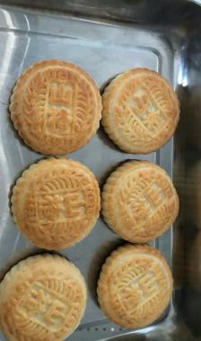 桃园李氏-"桃园李氏月饼,真的很好吃,品种很多,有五."-大众点评移动版