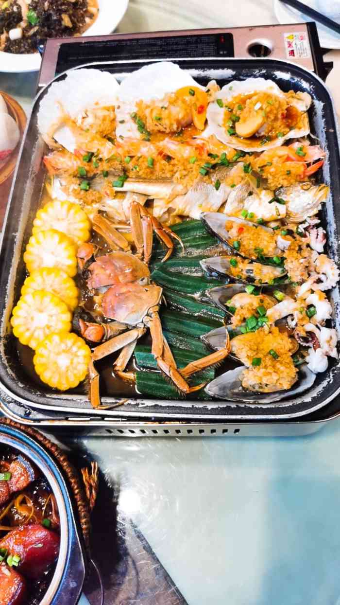 东阳餐馆(长生路店)-"这家东阳菜的店味道比较正宗,而且总体量实.