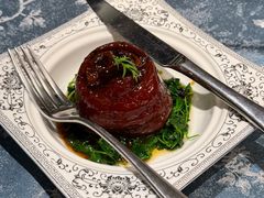 梅干菜焖猪脚圈-扬州香格里拉·香宫中餐厅