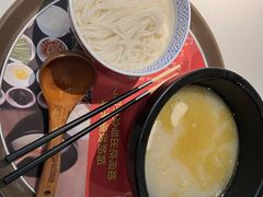 -妈妈故事米线(市府恒隆店)