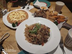 -菲滋意式休闲餐厅(北仑银泰城店)