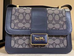 -COACH蔻驰(德基广场店)