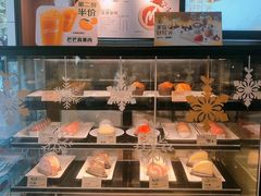 面包甜点陈列柜-麦当劳(宝山大厦店)