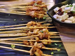 -临界音乐酒馆·小龙虾·江湖菜(华熙LIVE·鱼洞店)