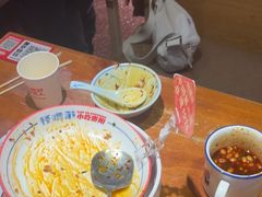 -怪噜范·老贵阳街头名小吃(鸿通城店)