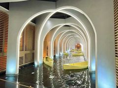 -涨巢·潮玩水疗局