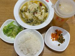 -南城香·饭香串香馄饨香(青年路店)