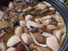 -百菇园野生菌煲(平武店)