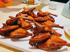 招牌烤乳鸽-石岐佬中山菜馆(张溪店)