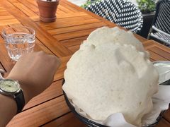 餐前面包-ELI FALAFEL Lebanese&Mediterranean黎巴嫩美食(富城路店)
