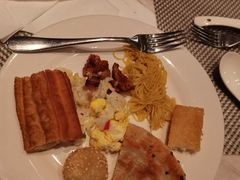 -上海南京路步行街假日酒店