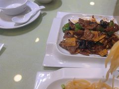 -东四民芳餐厅(世茂工三店)