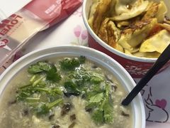 -肥叔锅贴(大钟楼店)