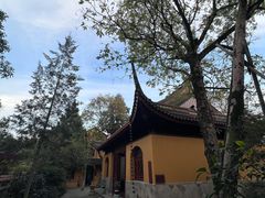 -灵岩山风景区