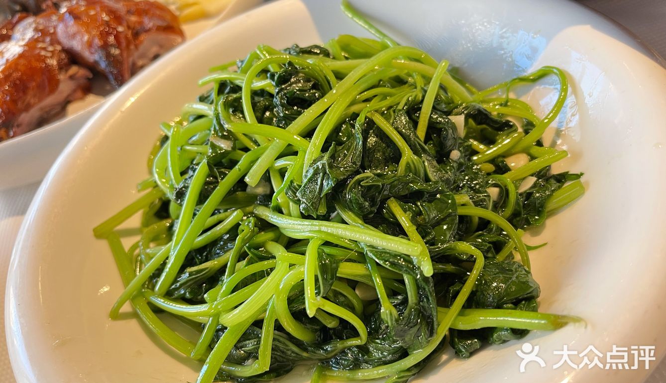 人间美味在雨石里